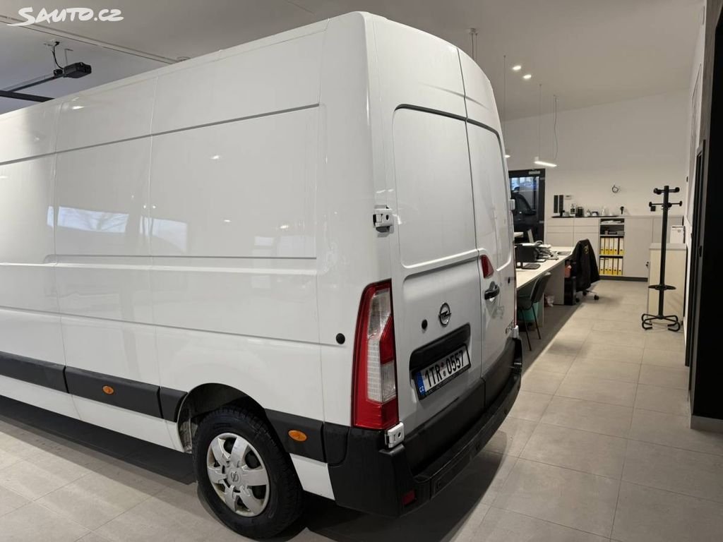 Opel Movano