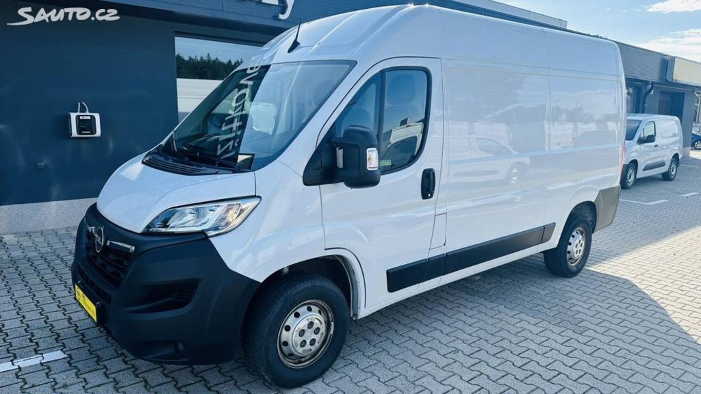 Opel Movano