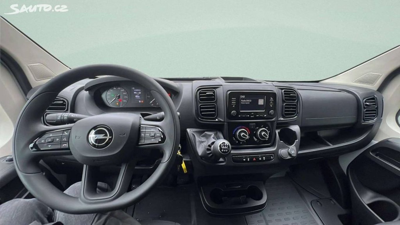 Opel Movano