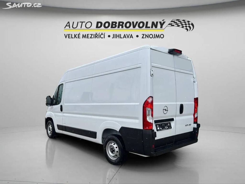 Opel Movano