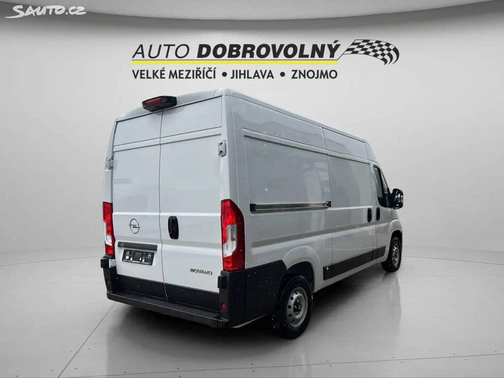 Opel Movano