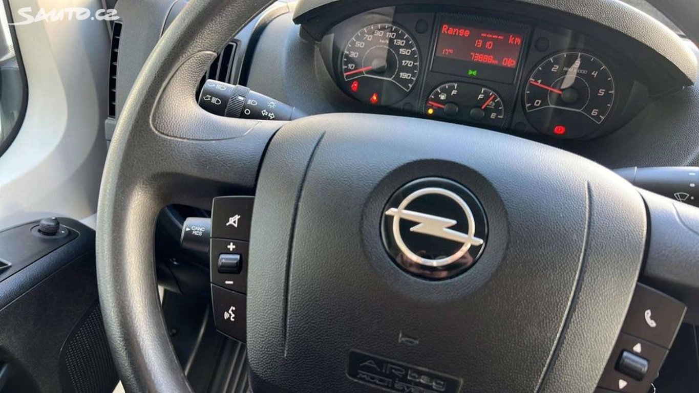 Opel Movano
