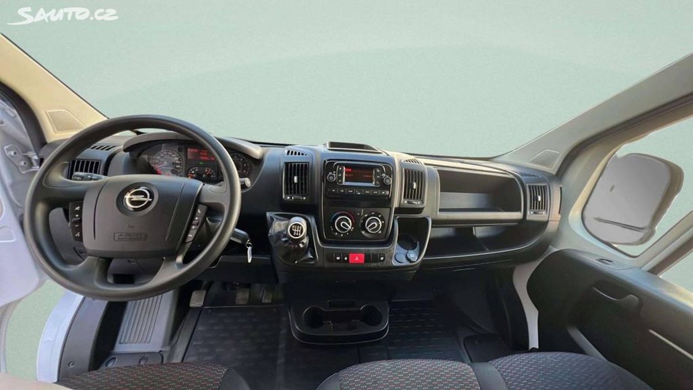 Opel Movano