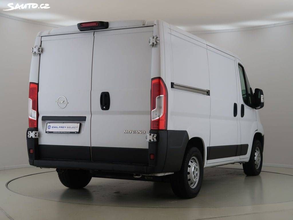 Opel Movano