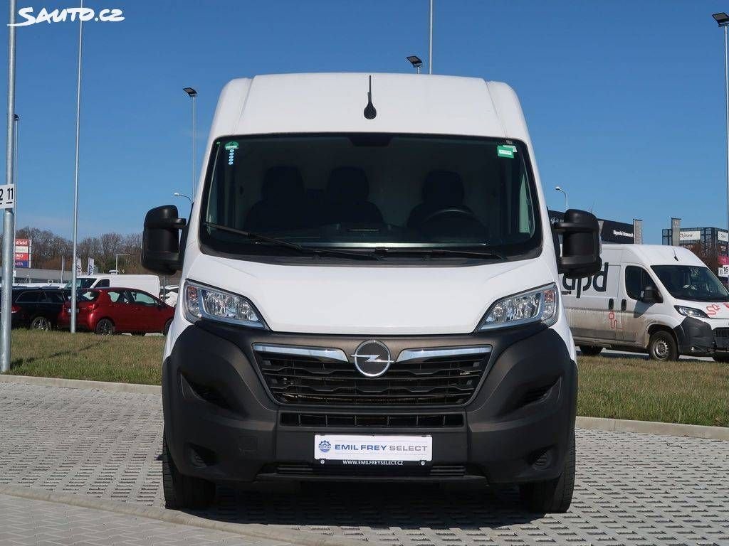 Opel Movano