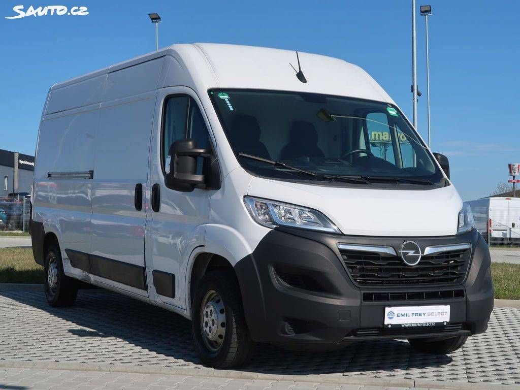 Opel Movano