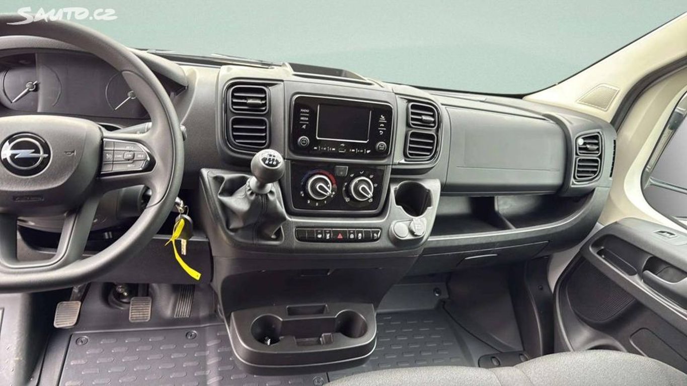 Opel Movano