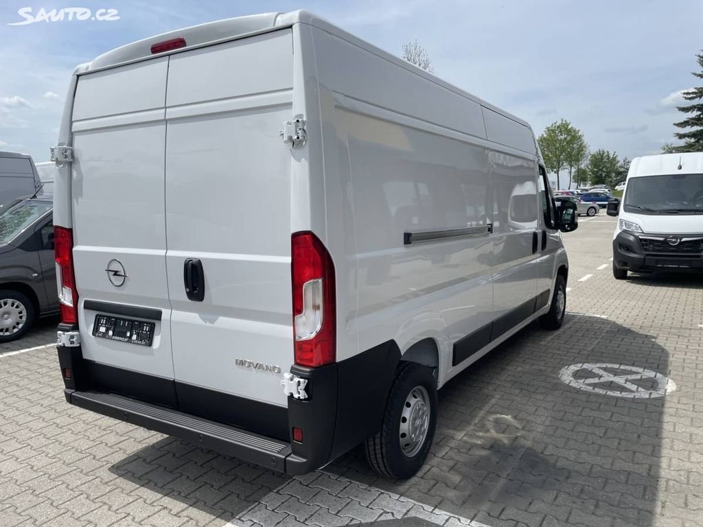 Opel Movano