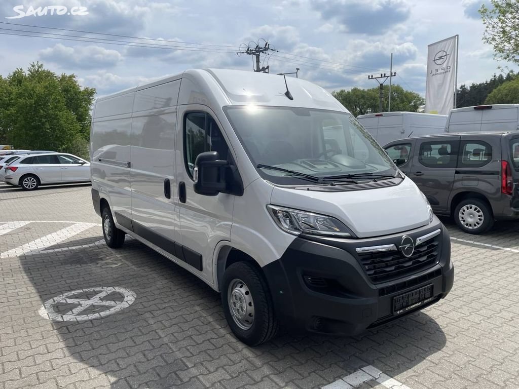 Opel Movano
