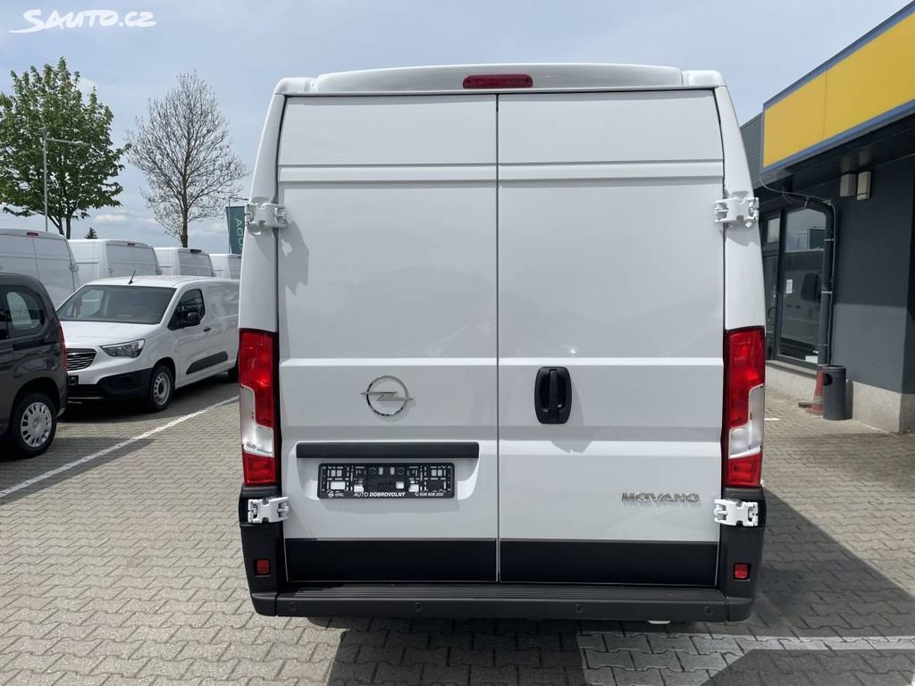 Opel Movano