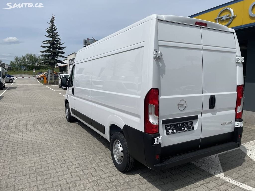 Opel Movano