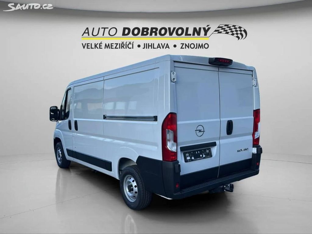 Opel Movano