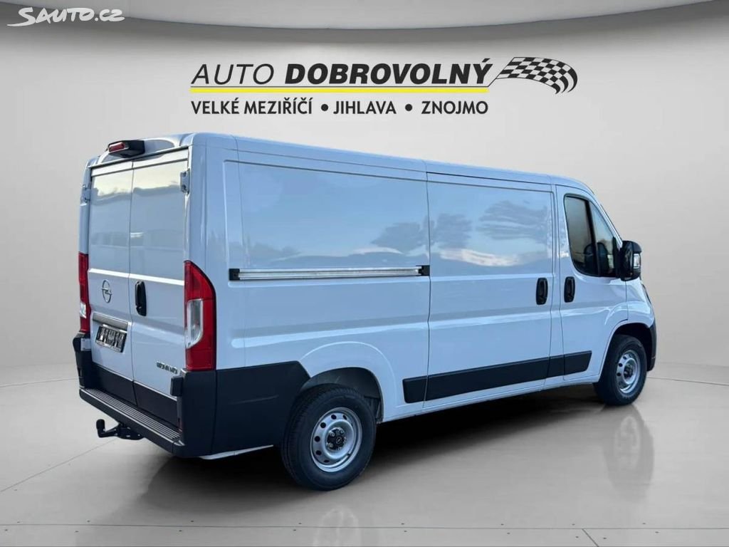 Opel Movano