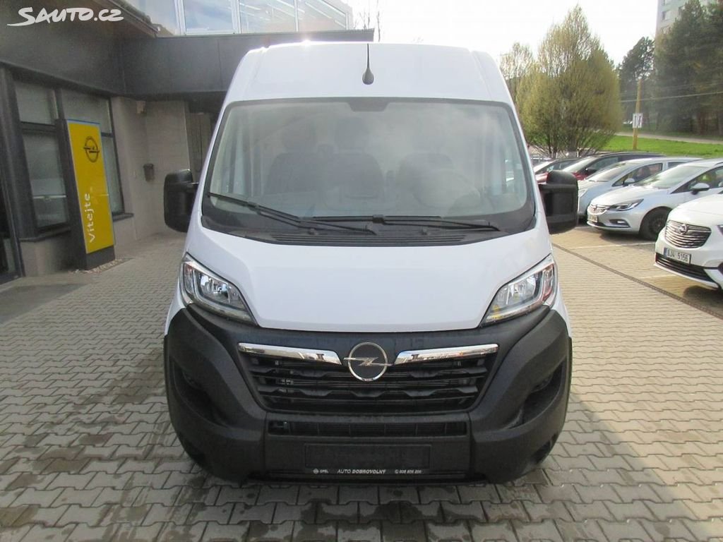 Opel Movano