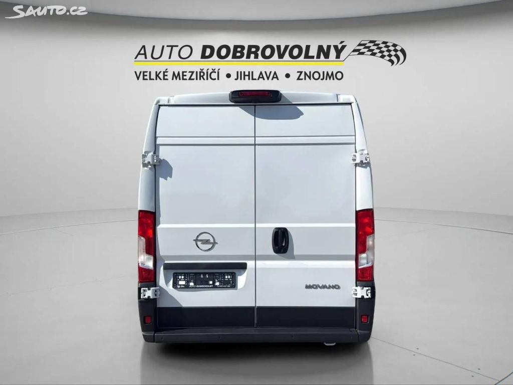 Opel Movano