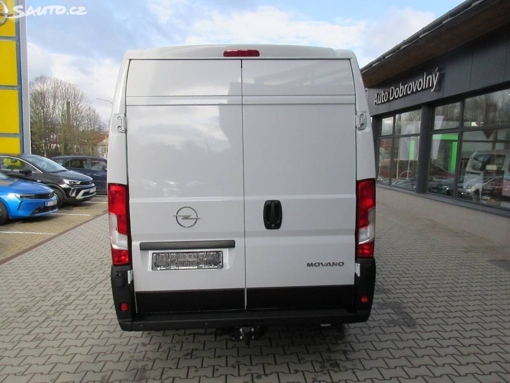 Opel Movano